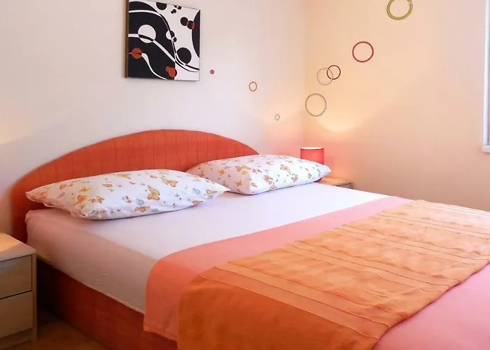 Orange Bamboo 아파트 *